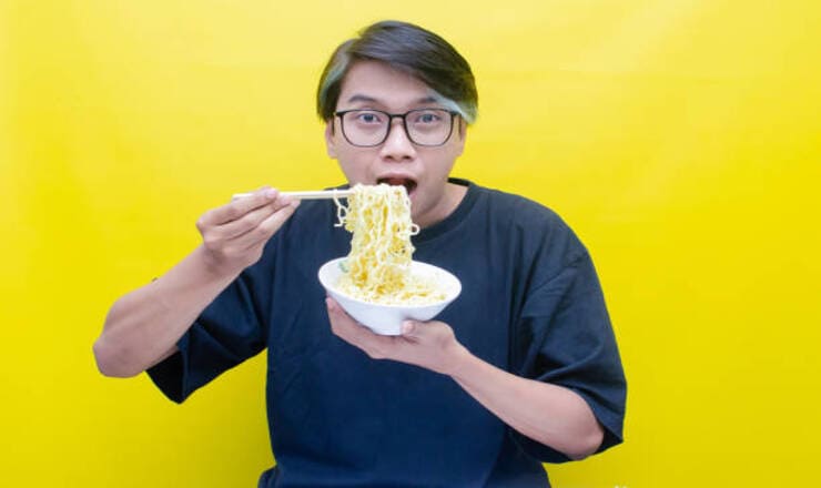 Apa saja merek mie instan yang kamu tau? Baca ini jika salah satu dari tiga mie instan terlaris di dunia ini adalah yang sering kamu makan.